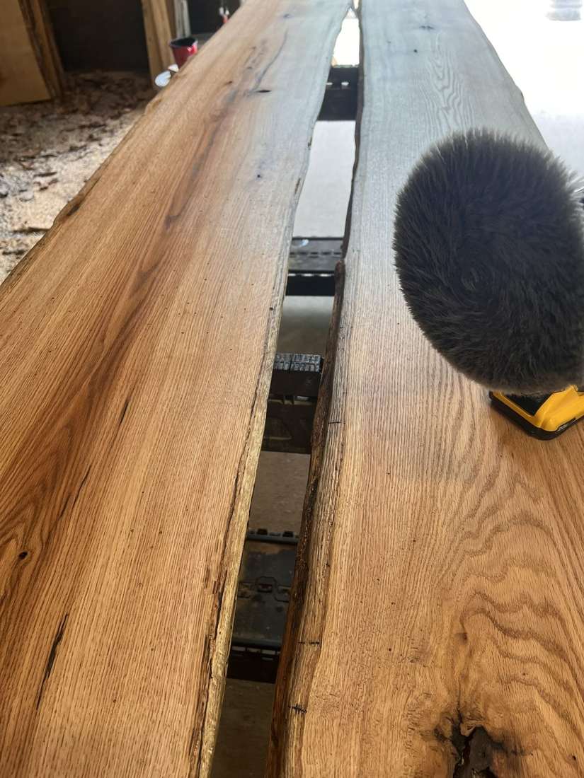 Grain between slabs — Live Edge Oak Co